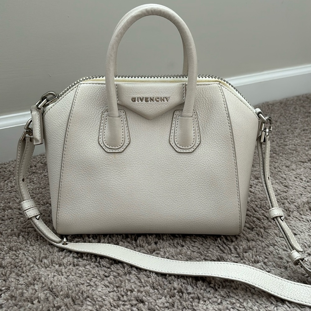 Givenchy Antigona Mini